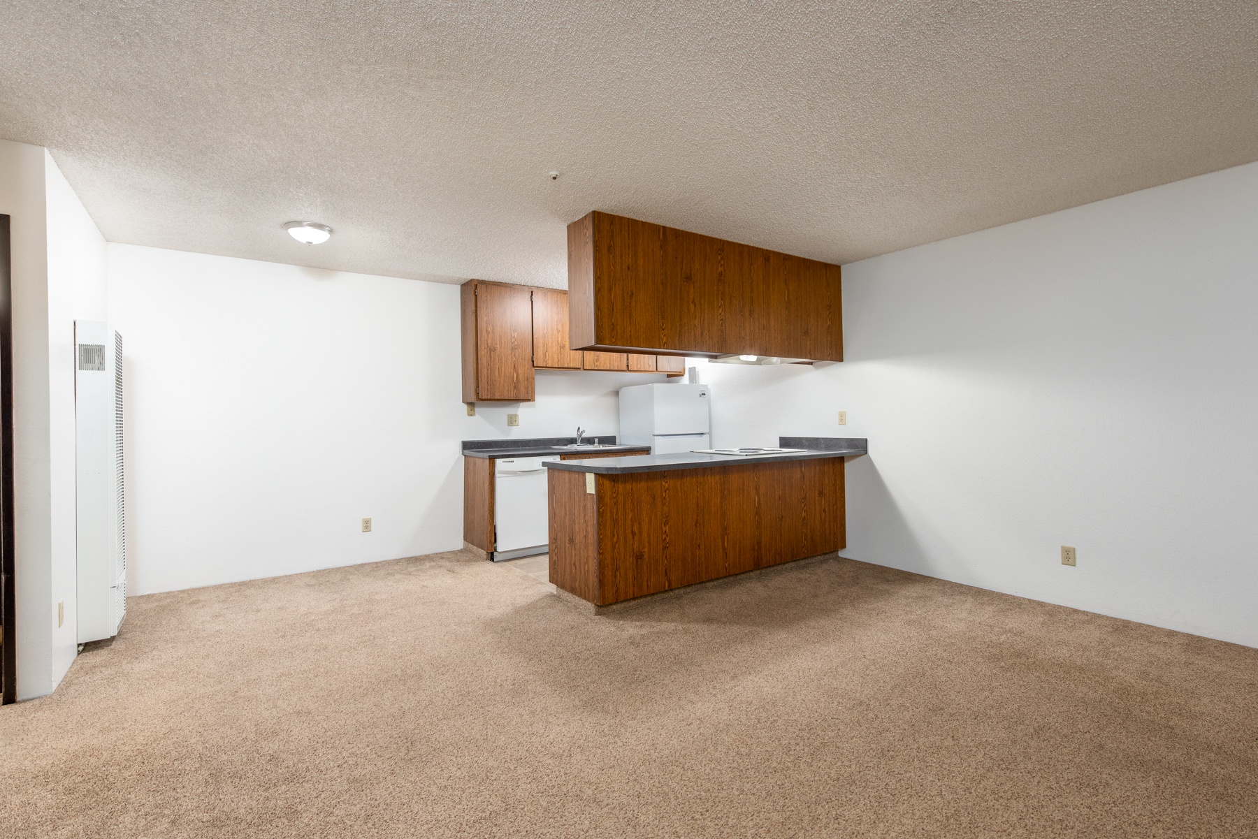 Coddingtown Mall Apartments photo 3